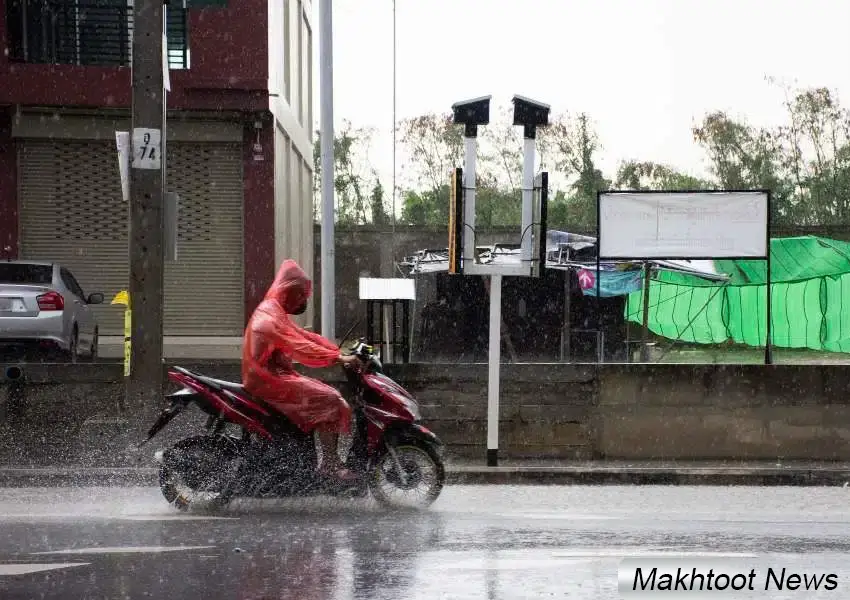 Bagaimana Cuaca Ekstrem Mempengaruhi Penggunaan Motor
